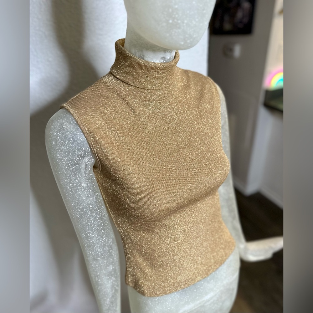 LA City Paris Vintage Gold Sleeveless Turtleneck. Size 1